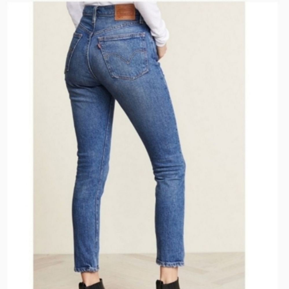 New LEVI'S 501 Skinny - Picture 2 of 7